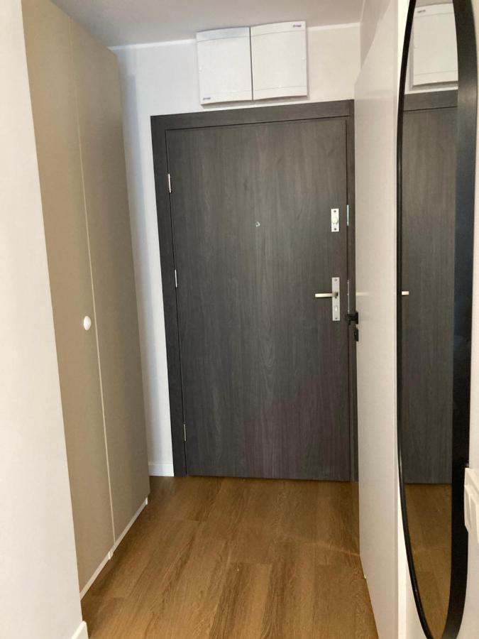 Apartment Yellow Stone