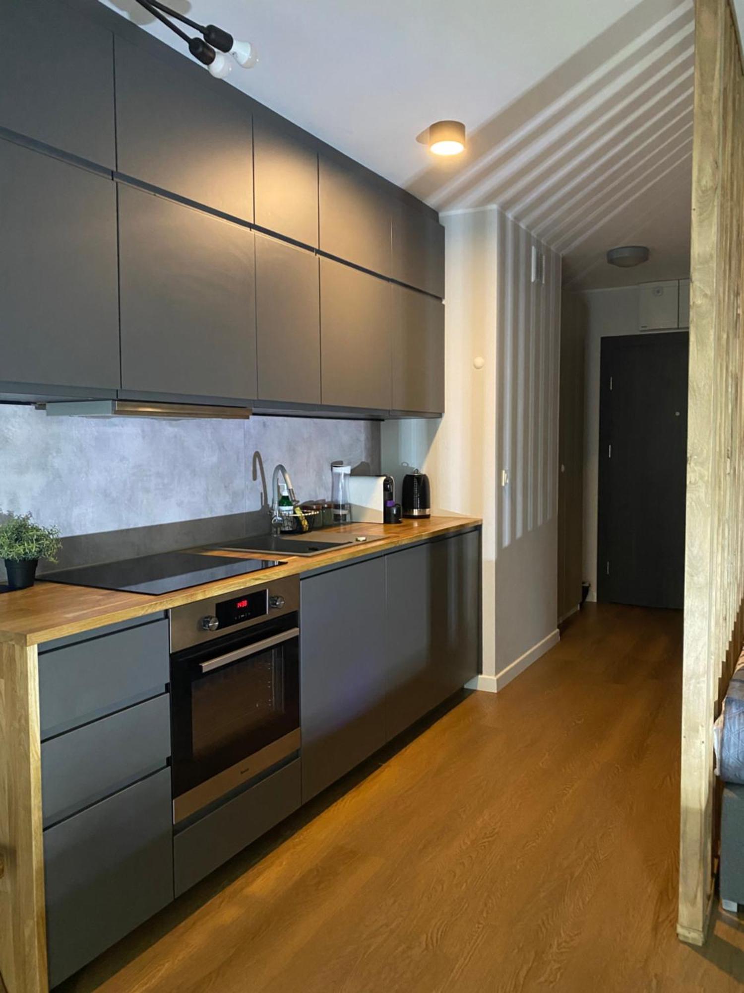 Apartment Yellow Stone
